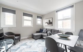 Kennington Apartment E/Apartment